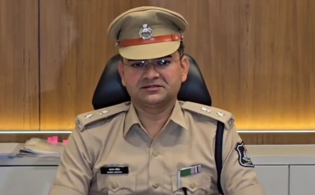 બીબીસી ગુજરાતી સુરત મહિલા આરએફઓ આરટીઓ ઑફિસર અકસ્માત કામરેજ હૉસ્પિટલ પોલીસ