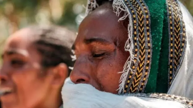 Tigiraayitti namoonni 25 sabab beelaan du'uu himame