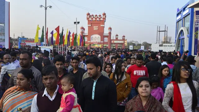 শেরে বাংলা নগরের বাণিজ্য মেলা