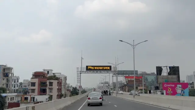 ক্যামেরায় গতি শনাক্ত করে মামলা দেয়া হচ্ছে এক্সপ্রেসওয়েতে