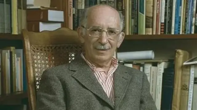 Riwaya ya Mmarekani Bernard Malamud (1914-1986) "The Repairman" imepewa jina la chuki dhidi ya Wayahudi na bodi za shule nchini mwake, ambao huenda hawakutambua kwamba mwandishi mwenyewe alikuwa Myahudi.