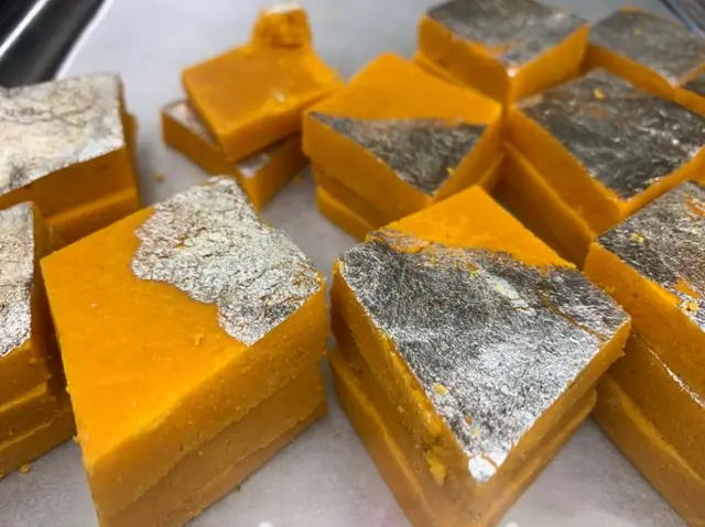 ਚਾਂਦੀ ਦੇ ਵਰਕ 'ਚ ਐਲੂਮੀਨੀਅਮ ਦੀ ਮਿਲਾਵਟ ਕੀਤੀ ਜਾਂਦੀ ਹੈ ਜੋ ਕਿ ਕੈਂਸਰ ਕਾਰਕ ਹੁੰਦਾ ਹੈ