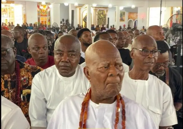 Igwe Nnewi bịara emume ahụ