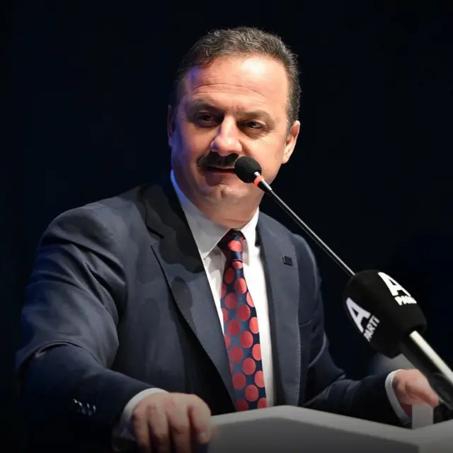 Anahtar Parti Genel Başkanı Yavuz Ağıralioğlu, Cumhurbaşkanı Recep Tayyip Erdoğan’ın ülkenin başına “güçlü liderlik" diye bir bela sardığını söyledi. 