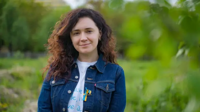 олена розвадовська