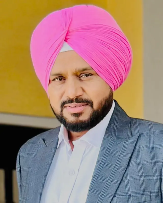 ਕਰਮਜੀਤ ਅਨਮੋਲ