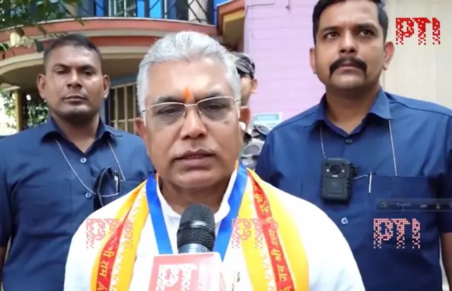 তার কনভয়ের উপর দু’বার হামলা চালানো হয়েছে বলে অভিযোগ করেছেন দীলিপ ঘোষ।