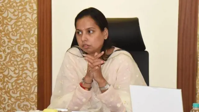 आदिती तटकरे