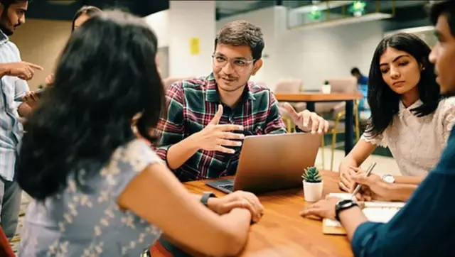 ఉద్యోగాలు