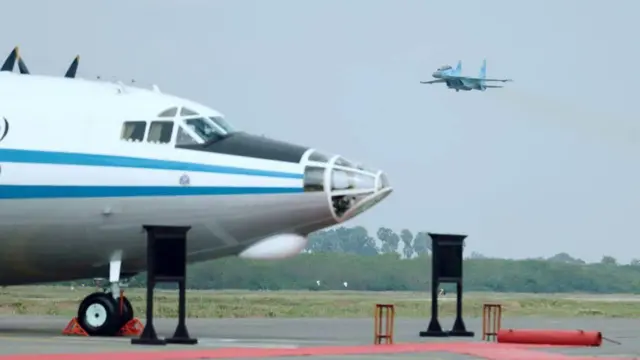 တပ်တော်ဝင်တဲ့ Y-8