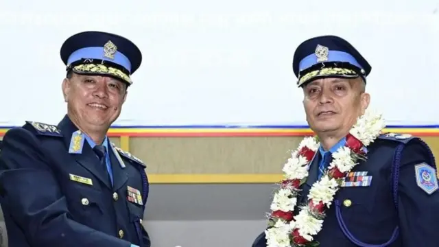 नेपाल प्रहरीका तत्कालीन प्रमुख र वर्तमान प्रमुख