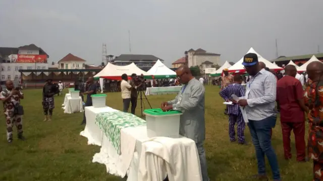 Ndị na-eme ntụliaka