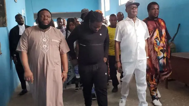 Foto Akwa Ọkụkọ, Onyeze Jesus na Eke-Hit oge a kpọtara ha n'ụlọikpe ukwu dị n'Akwa isiobodo Anambra Steeti