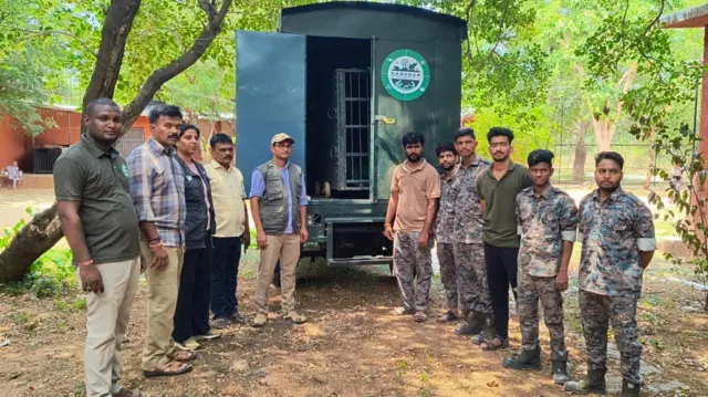 రెస్క్యూ సిబ్బంది, వన్యప్రాణులు