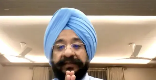 கத்தார் சிறையில் இந்திய கடற்படை அதிகாரிகள்