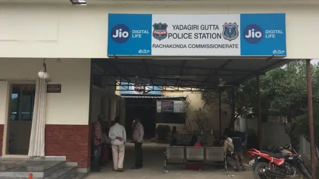 యాదగిరి గుట్ట, తెలంగాణ, శ్రీ లక్ష్మీ నరశింహ స్వామి, కేసీఆర్, రేవంత్ రెడ్డి, కాంగ్రెస్ ప్రభుత్వం, బీఆర్ఎస్ ప్రభుత్వం