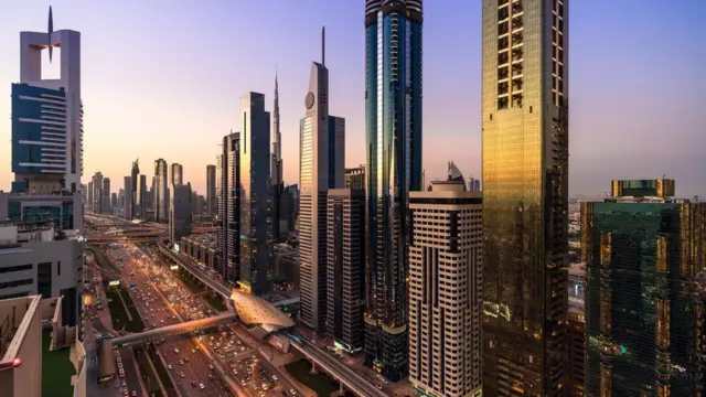 ማሊዥያን ሕቡራት ኢመራት ዓረብን ወርቃዊ ቪዛ ካብ ሞንጐ ዝሕተተለን እየን