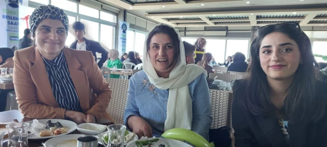 Yeşil Sol Parti destekçisi kadınlar