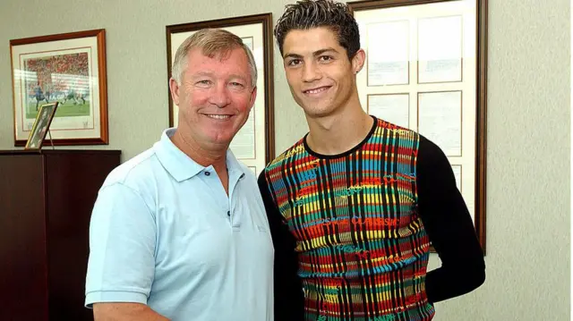 الکس فرگوسن تاثیر مهمی روی دروان حرفه‌ای رونالدو داشت