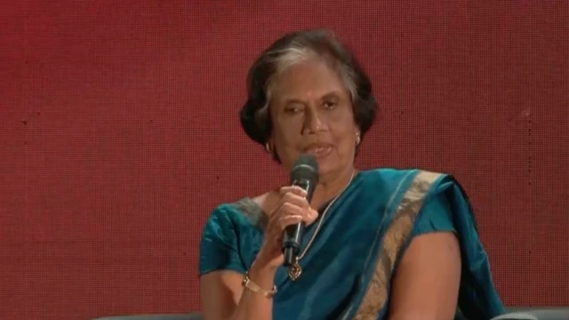 "වගකීමෙන් කියන්න පුළුවන් මගේ ආණ්ඩුව සමයේදී අල්ලස දුෂණය අවමයි කියලා." 