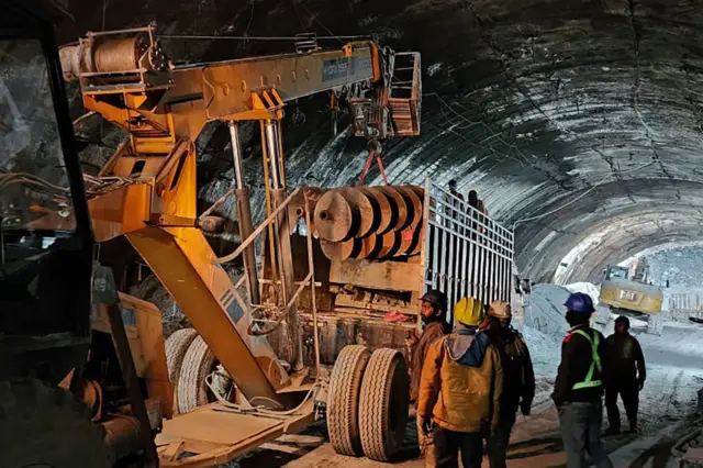 உத்தராகண்ட் சுரங்கப்பாதை விபத்து