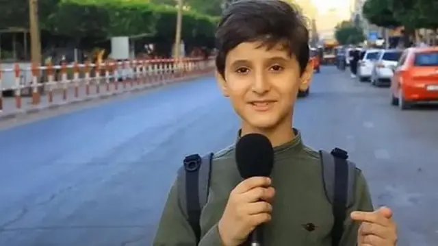 يقول أفراد الأسرة إن عوني كان صبيا طموحاً يطرح الكثير من الأسئلة