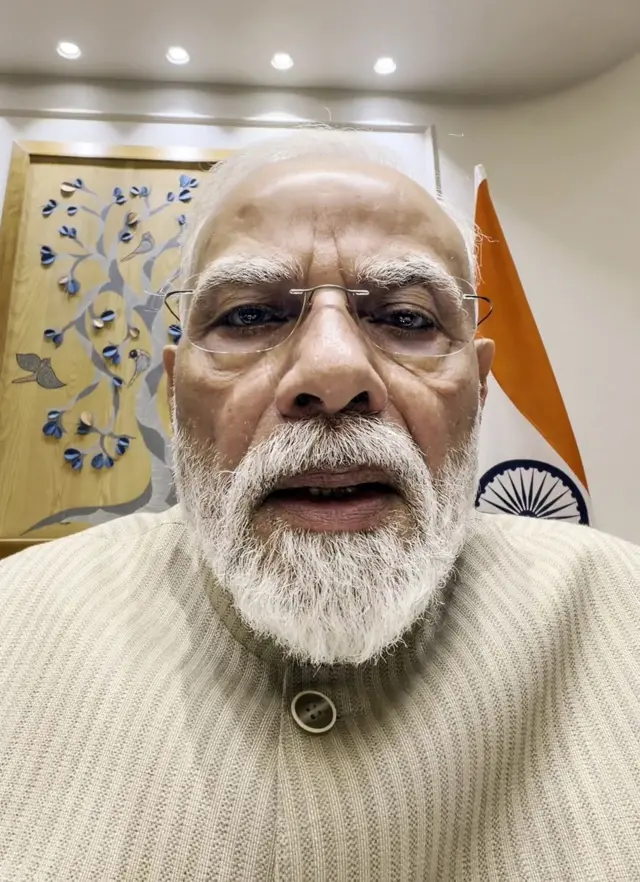 युवाओं के लिए रोज़गार के अवसर और आर्थिक तरक्की के मौक़े देना मोदी सरकार के लिए बड़ी चुनौती बन सकती है