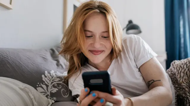 డేటింగ్