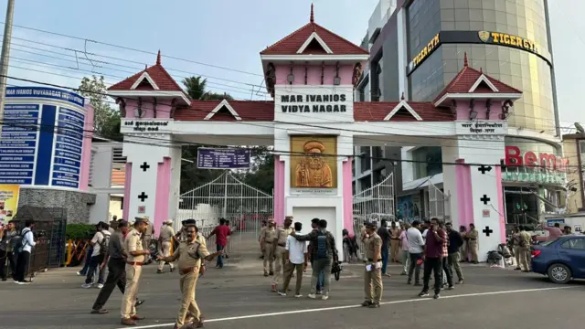 கேரளா, அசாம், மேற்கு வங்கம் 