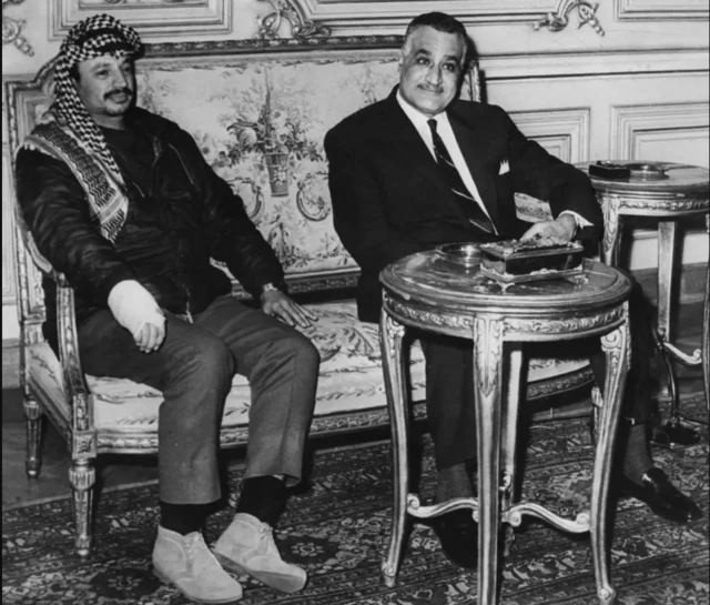 Caraf iyo Jamal Cadinaasir