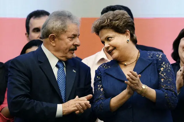 Lula e Dilma em evento em 2013