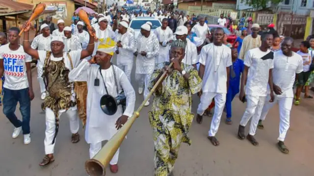 Aworan awọn ẹlẹsin ibilẹ