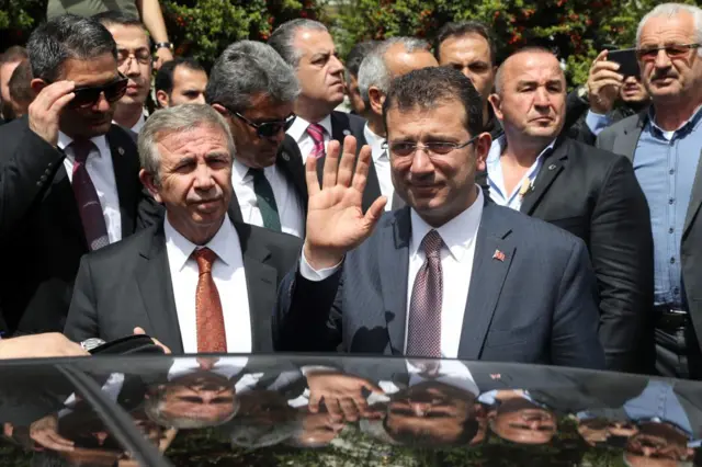 İmamoğlu ve Yavaş