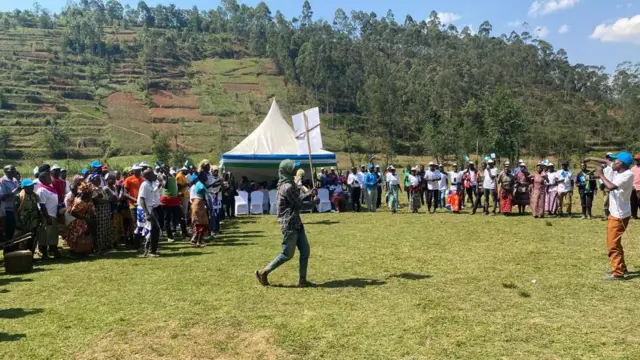 Kimwe mu vyo PSD yifuza guhindura ni umushahara fatizo