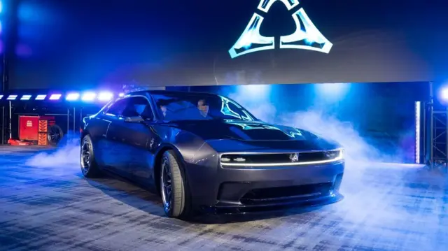 دوج چارجر دایتونا 