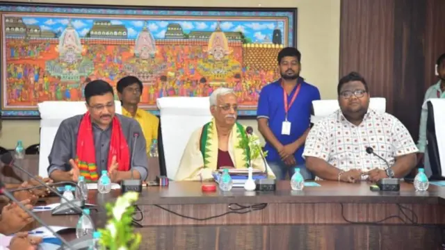 मन्दिर प्रशासन