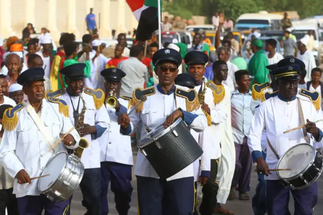 Parade au Soudan.