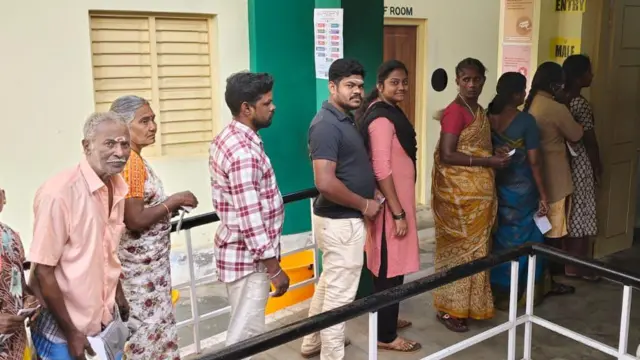 ஈரோடு கிழக்கு இடைத் தேர்தல்: வாக்குப்பதிவு நிலவரம் - நேரலை