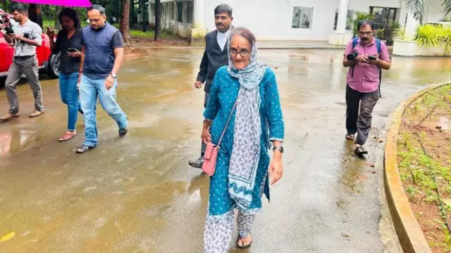 सुजाता भट 