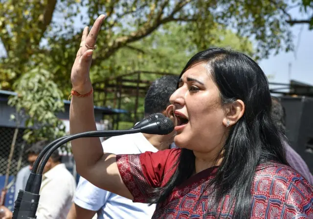 बांसुरी स्वराज