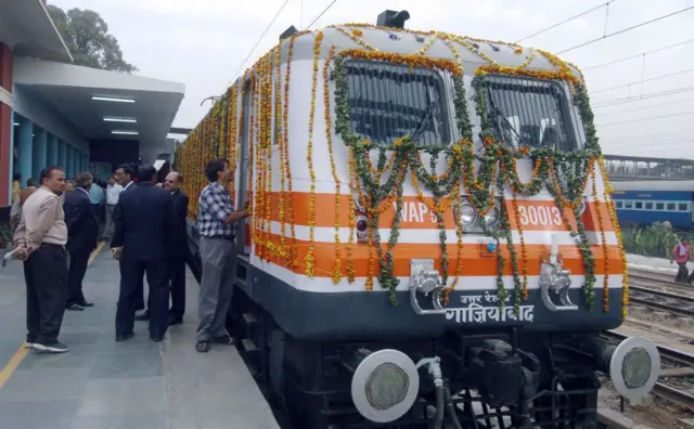 దురంతో ఎక్స్‌ప్రెస్ 