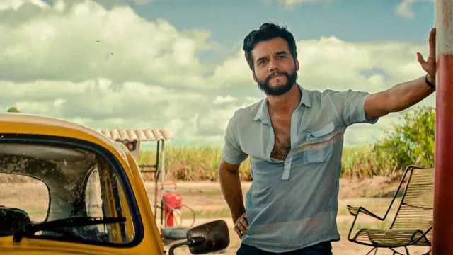 Кадр із стрічки "Таємний агент"