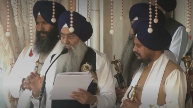 ਅਕਾਲ ਤਖ਼ਤ ਸਾਹਿਬ ਦੇ ਜਥੇਦਾਰ ਰਘਬੀਰ ਸਿੰਘ