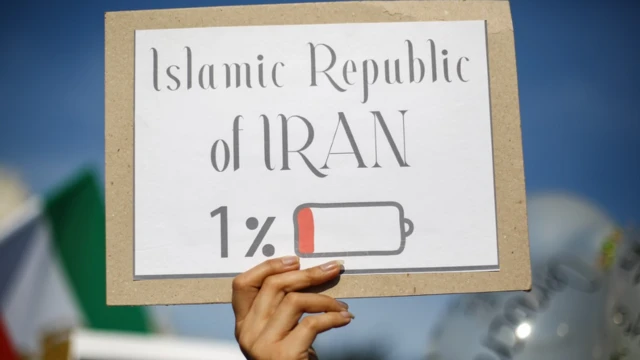 All social media apps are now banned in Iran