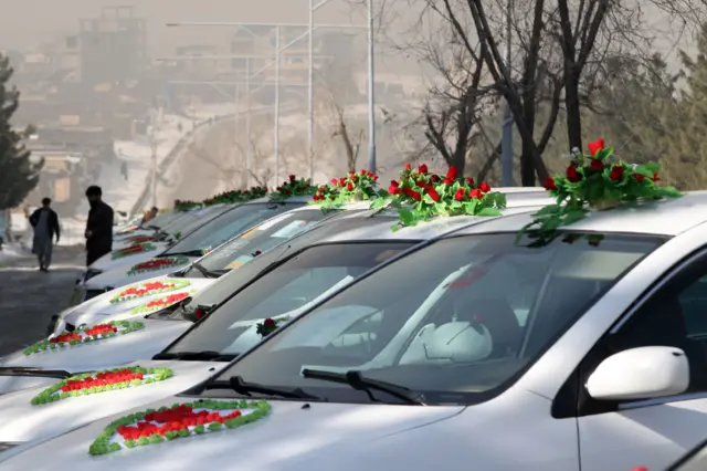 موترهای گل‌پوش عروسی