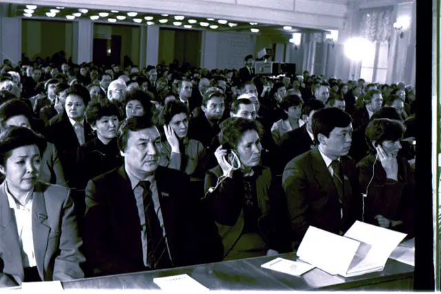 Легендарлуу парламент