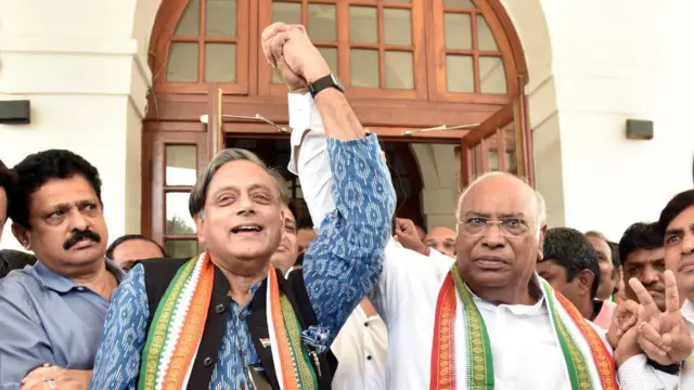 2022 में मल्लिकार्जुन खड़गे ने शशि थरूर से कांग्रेस अध्यक्ष पद का चुनाव जीता था