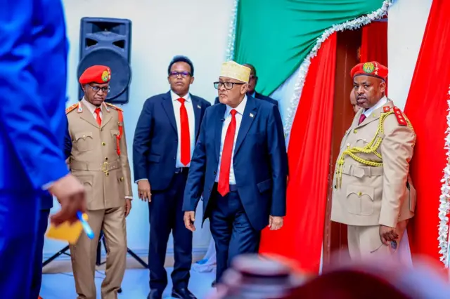 khubada cirro ee Barlamaanka