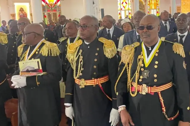 Ndị chiri 'Knight' biara mmemme ahụ