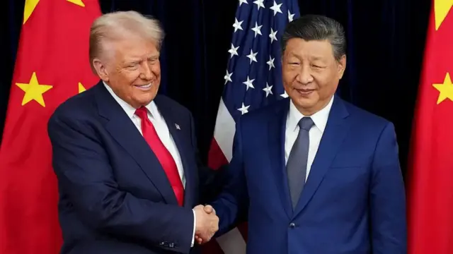Nyuma y'imyaka itandatu, Trump yongeye guhura na Xi imbona nkubone, bahuriye mu mujyi wa Busan muri Korea y'Epfo aho bagiranye ibiganiro bishingiye ahanini ku bucuruzi hagati y'ibi bihugu rutura ku isi